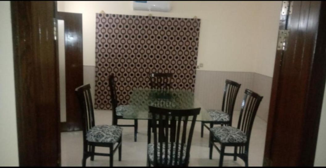 Hak Mall Suites And Apartments Rawalpindi Exteriör bild